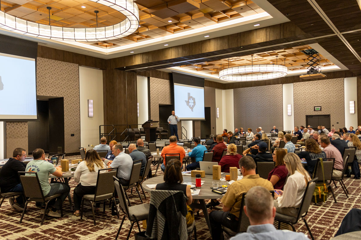 Full education session with attendees listening to presentation | Texas EMS Medical Director Conference